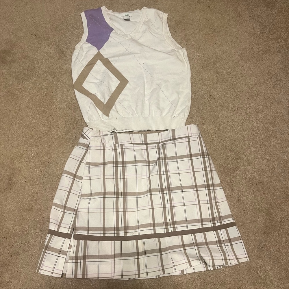 White Sleeveless sweater vest style Top and Plaid Skort Set